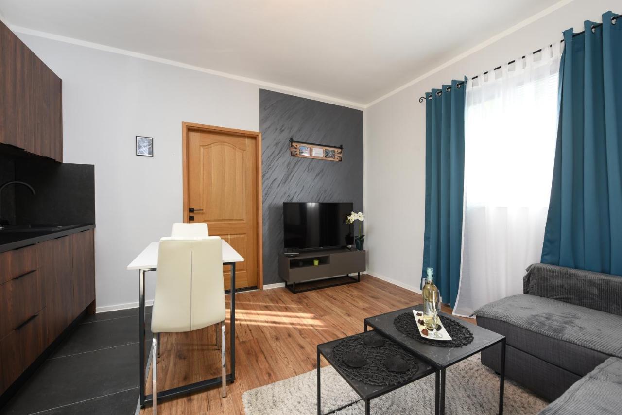 Apartment Ascend Zara Esterno foto